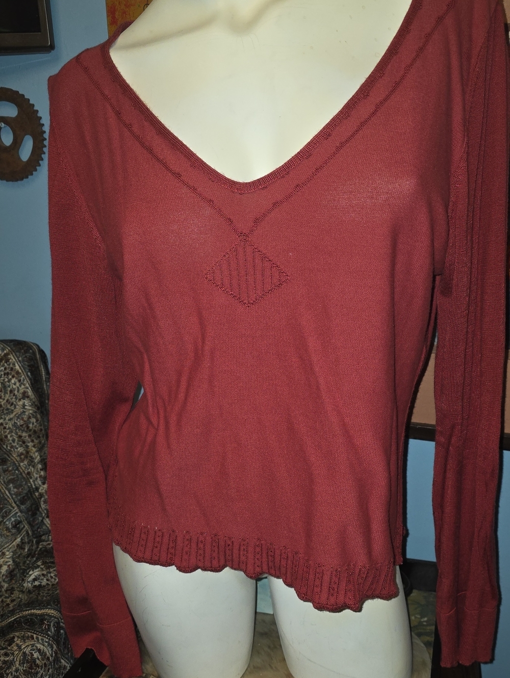 Women's Scoop Neck Long Sleeve Sweater - Burgundy